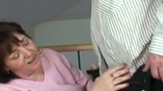 Old granny gets pounded in her pussy by old fucker