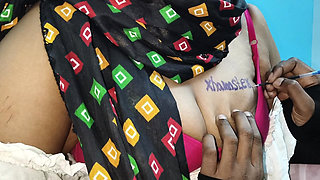 Indian Aunty tattoo customer,I had sex with her unexpectedly while getting a tattoo.Romance Desi xvideos, Hindi and Telugu