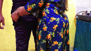 Step sister come in home and fuck