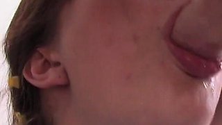 This teen girl got extreme throat fucked and she enjoy