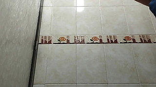 Kinky camera in public bathrooms