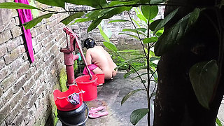 Desi Aunty Takes Bath After I Fuck Her Tight Pussy Doggy Style - SAFI TV