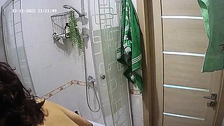 Amateur couple copulation on hidden cam