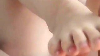 Very Cute Feet and Toes, Sensual Footjob