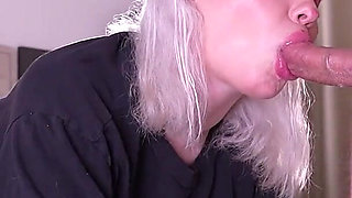 My Step-sister Was Dumped by Her Boyfriend During Ovulation, and as Her Step-brother, I Helped Her Out with Sex.