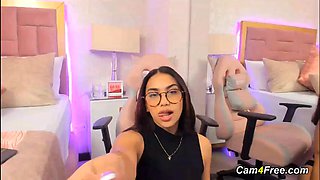 Horny Chick Pleasures Her Wet Cunt