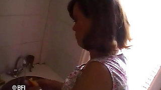 Housewives from Wallonie part 2 - horny couple
