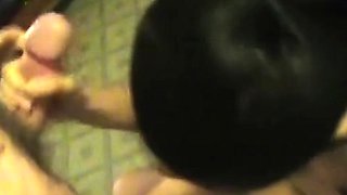 Filipina Amateur Gives a Quick Blowjob and Handjob