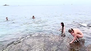 4girl Naked Sunbathing And Swimming On Island Vacation With Sammy, Adriana, Miss Pussycat, Rebeka