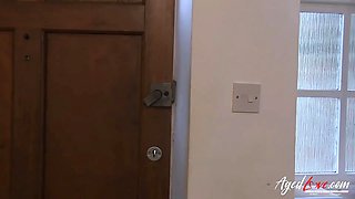 AGEDLOVE Lacey is surprised at home by a black worker who takes out his big black cock on