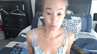 Amateur teen girlfriend toys and sucks cock at home