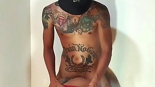 Flexible brunette latina with slim body works wonders at porn casting