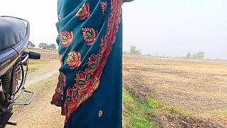 Desi Bhabhi RadhaDevi Pissing in Field Outdoor Hindi Webcam Masturbation
