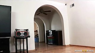 Big-boobed dirty-cop Courtney Cummz is fucked and punished