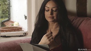 Two hot babes and their parallel fucks