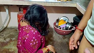 Desi Aunty Hardcore Kitchen Sex with Hindi Audio - Annuakhil Rough Fucking