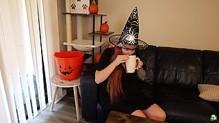 Pregnant Stepmoms Halloween Treat