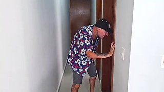 Brazilian Teen Fanny Squirting Blowjob in Bathroom with Old Man Reality Taboo