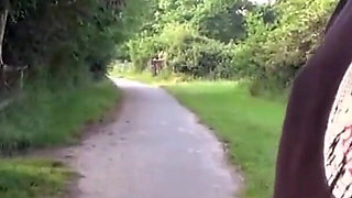 Beautiful stranger agrees on threesome fuck outdoor