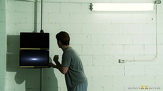 A Pussy In The Panic Room With Jordan Ash, Amy Brooke - Brazzers