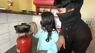 I fuck my sister-in-law in the kitchen while she&#039;s cooking