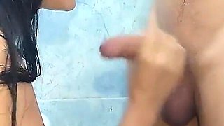 I Masturbate My Stepsister in Our Parents' Shower - Stepsistervanessa