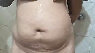Indian Wife MILF Is Bathing in Saree