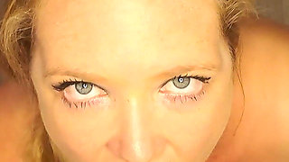 Mrs Ana Slo Gives Her Neighbour the First Blowjob of the Decade