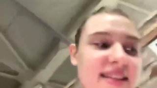 Sexy Training and Squirting in the Gym