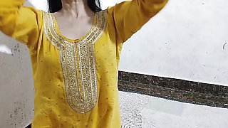 Tee time night show me step sister ko nanga kar ke pela
