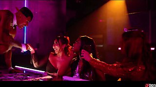 King Noire's Wild Control in a Sultry Space