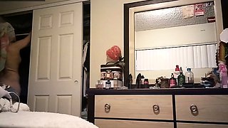 Bending stepmom, bare ass (hidden cam)