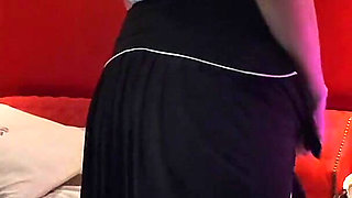 Somewhat Naughty College Girl with Flashing Ass