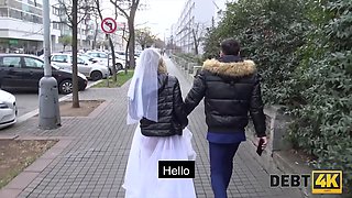 Debt4k. collecting the brides vulva