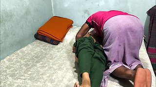 First Time Fuck Village Aunty at Storeroom Bangla