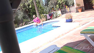 AuntJudys - Your Hot MILF Neighbor Lynna Nilsson Sucks Your Cock by the Pool (POV)