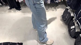 (DIA ITA) I FUCKED a SALESWOMAN IN THE FITTING ROOM and FUCKED her ASS after her shift
