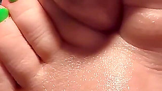Close up Footjob Sexy Toes Cumshot