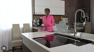 Horny Mature Woman Luciane Stuffs Her Pussy with Her Fingers & Toys