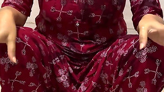 Beautiful Bhabhi First Time Sex with Devar! Pissing in Front with Clear Hindi Audio