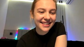 Squats on the camera and finger masturbation