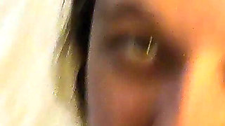 Cheating Pregnant Wife Gives Stranger a BJ in Men’s Room