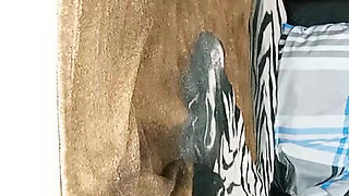 Horny lets me into her pussy 🥵