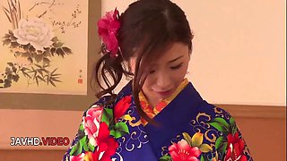 Asian MILF Gives Spectacular Blowjob While Wearing Kimono On Cam Show