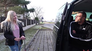 Public Car Fucking: Daring Couple Goes Cowgirl on Asshole