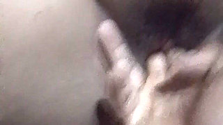 Pinay Na Finger Ng Barkada ( Finger and Nonstop Squirting