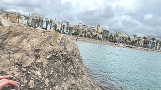 I Go with My Stepbrother to Spend the Day at the Beach and We End up Fucking Between the Rocks