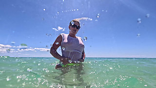 Wet White T-shirt Swimming Underwater
