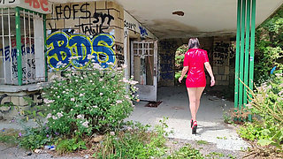 Slave Tih - Just a Walk