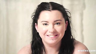 Girl Talk About Sex Turns Into a Lesbian Foursome